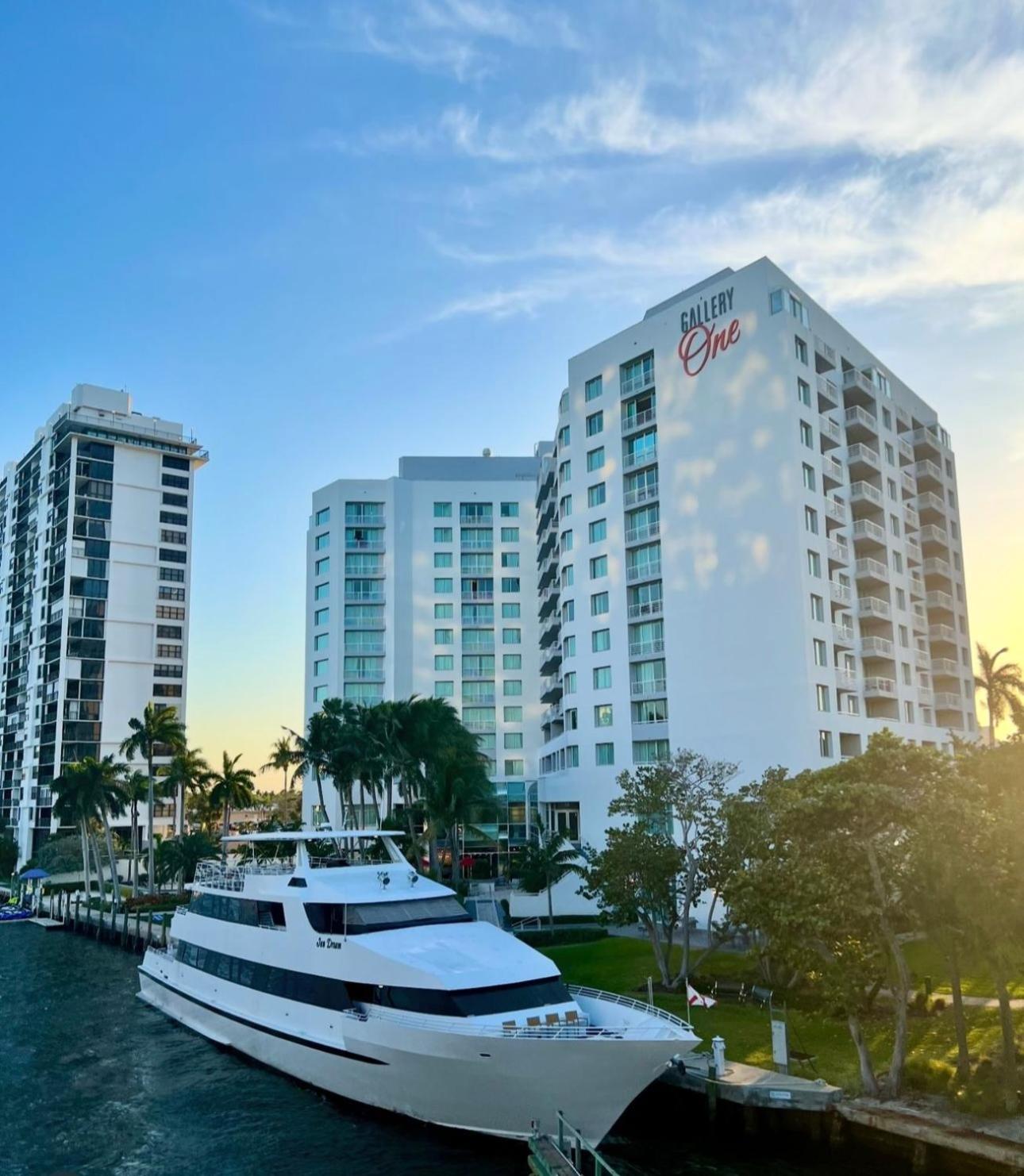 Galleryone Doubletree Hilton Gc Turtle Cove Форт Лодърдейл Екстериор снимка